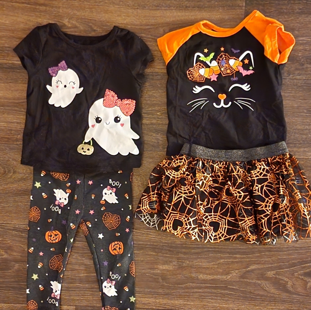 2 Girls Matching Halloween Outfits